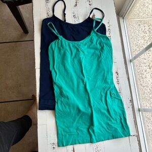 Two SO Kohl’s tank tops green and blue